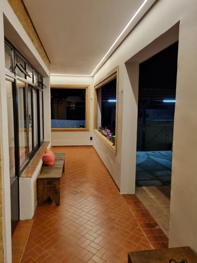 Casa Dom Quixote, Pequena Chacara No Centro Da Cidade Villa Atibaia Eksteriør billede
